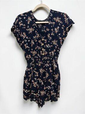 Abercrombie & Fitch Navy Floral Button Front Romper Size Medium